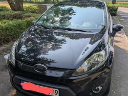 Schwarz Gebraucht 2012 Ford Fiesta Trend Kleinwagen | 3.799 € (Fairer Preis)
