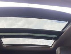 Weiß Gebraucht 2020 Renault Talisman LIMITED Limousine | 22.200 € (Etwas zu teuer)