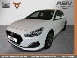 Weiß Gebraucht 2020 Hyundai i30 Style Limousine | 14.690 € (Fairer Preis)