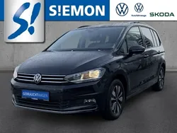 Schwarz Gebraucht 2024 VW Touran Move Van / Kleinbus | 35.290 € (Fairer Preis)