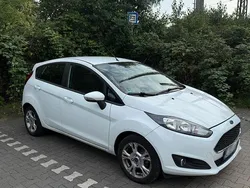 Weiß Gebraucht 2015 Ford Fiesta SYNC Edition Kleinwagen | 5.800 € (Guter Preis)