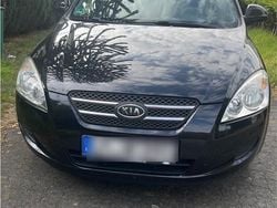 Schwarz Gebraucht 2009 Kia Ceed 2 Kombi | 1.900 € (Guter Preis)