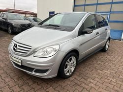 Silber Gebraucht 2008 Mercedes B180 Van / Kleinbus | 3.500 € (Superpreis)