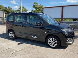 Schwarz Gebraucht 2018 Citroën Berlingo Feel Van / Kleinbus | 19.900 €