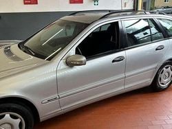 Gebraucht 2002 Mercedes C220 Classic Limousine | 3.100 € (Fairer Preis)