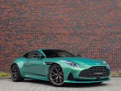Grün Gebraucht 2023 Ford V8 | 229.840 €