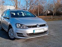 Silber Gebraucht 2015 VW Golf VII Comfortline Kombi | 5.990 € (Fairer Preis)