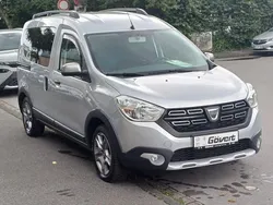 Grau Gebraucht 2020 Dacia Dokker Stepway Van | 16.490 € (Fairer Preis)