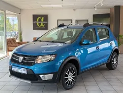 Blau Gebraucht 2013 Dacia Sandero Prestige Kleinwagen | 5.290 € (Fairer Preis)