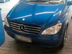 Blau Gebraucht 2009 Mercedes Viano Van / Kleinbus | 10.600 €