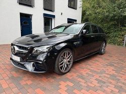 Schwarz Gebraucht 2018 Mercedes E63S AMG AMG Kombi | 64.500 € (Etwas zu teuer)