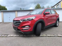 Rot Gebraucht 2016 Hyundai Tucson Trend SUV | 12.999 € (Fairer Preis)