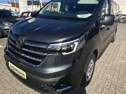 Grau Neu 2025 Renault Trafic Van | 49.850 € (Teuer)