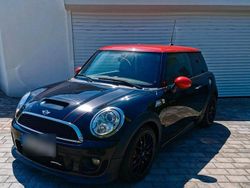 Schwarz Gebraucht 2012 Mini John Cooper Works Kleinwagen | 12.900 € (Etwas zu teuer)