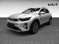 Silber Gebraucht 2024 Kia Stonic 4 SUV | 21.700 € (Fairer Preis)