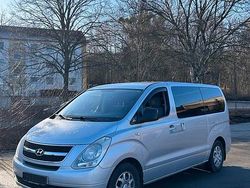 Grau Gebraucht 2010 Hyundai H-1 Van / Kleinbus | 7.000 €
