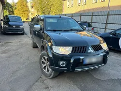Schwarz Gebraucht 2011 Mitsubishi L200 Abholung | 7.799 € (Fairer Preis)