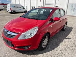 Rot Gebraucht 2007 Opel Corsa Limousine | 2.500 € (Etwas zu teuer)