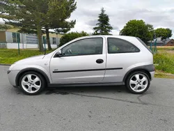 Silber Gebraucht 2002 Opel Corsa Sport Kleinwagen | 1.280 €