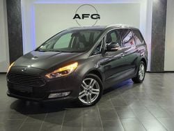 Grau Gebraucht 2018 Ford Galaxy Titanium Van / Kleinbus | 20.795 € (Guter Preis)