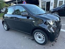 Schwarz Gebraucht 2022 Smart ForFour Electric Drive Limousine | 8.999 € (Fairer Preis)