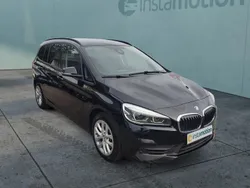 Schwarz Gebraucht 2022 BMW 218 Gran Tourer Advantage Van / Kleinbus | 28.080 € (Teuer)