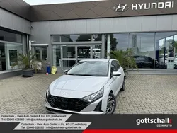 Grau Gebraucht 2024 Hyundai i20 Limousine | 20.490 € (Fairer Preis)