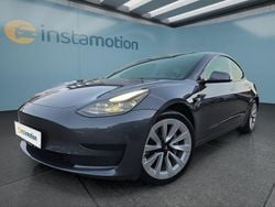 Grau Gebraucht 2021 Tesla Model 3 Limousine | 27.399 € (Fairer Preis)