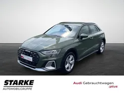 Grün (distriktgrün metallic) Gebraucht 2024 Audi A3 Ambiente Limousine | 34.930 € (Teuer)