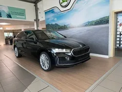 Schwarz Neu 2024 Skoda Superb Kombi | 47.500 €