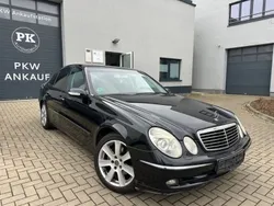 Schwarz Gebraucht 2005 Mercedes E220 Avantgarde Limousine | 3.690 € (Fairer Preis)