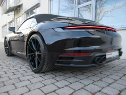 Schwarz Gebraucht 2023 Porsche 911 Carrera Cabriolet Cabrio | 119.000 €