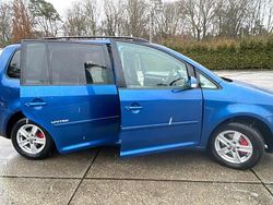 Grün Gebraucht 2009 VW Touran Sportline Van / Kleinbus | 6.000 € (Fairer Preis)
