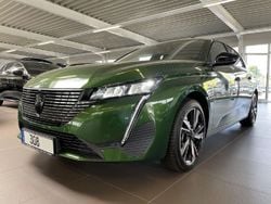 Grün Gebraucht 2023 Peugeot 308 Allure Limousine | 27.990 € (Fairer Preis)