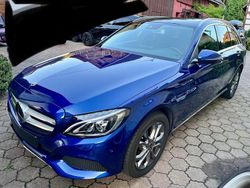 Blau Gebraucht 2018 Mercedes C250 Avantgarde Kombi | 27.500 €