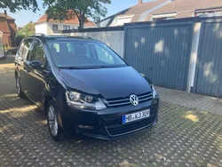 Schwarz Gebraucht 2015 VW Sharan Cup Van / Kleinbus | 17.450 € (Fairer Preis)