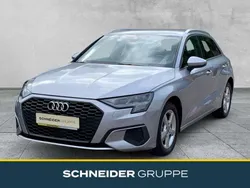 Silber Gebraucht 2022 Audi A3 Sportback Comfort Limousine | 22.490 € (Guter Preis)