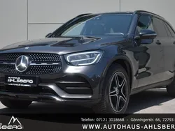 Grau Gebraucht 2020 Mercedes GLC220 AMG SUV | 45.900 € (Teuer)