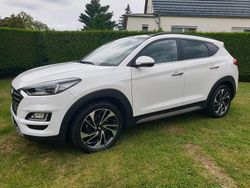 Weiß Gebraucht 2020 Hyundai Tucson Premium SUV | 25.800 € (Etwas zu teuer)