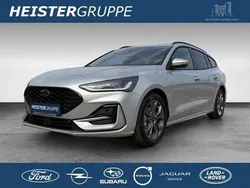 Silber Neu 2025 Ford Focus ST-Line X Limousine | 28.890 € (Fairer Preis)