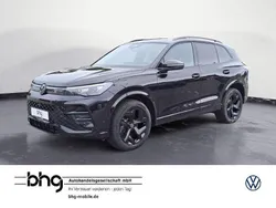 Schwarz Gebraucht 2025 VW Tiguan R-line SUV | 50.460 € (Etwas zu teuer)