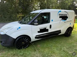 Weiß Gebraucht 2014 Opel Combo Van / Kleinbus | 5.599 €