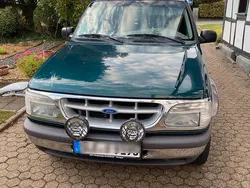 Grün Gebraucht 1998 Ford Explorer SUV | 1.600 €