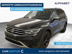 Deep black perleffekt Gebraucht 2023 VW Tiguan Allspace Elegance SUV | 26.897 € (Superpreis)