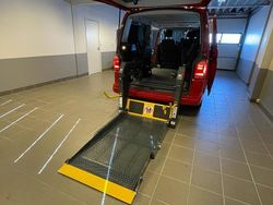 Rot Gebraucht 2016 VW T6 Comfortline Van | 20.000 € (Guter Preis)