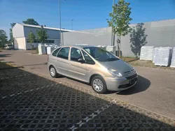 Silber Gebraucht 2006 Citroën Xsara Picasso Van / Kleinbus | 1.499 €