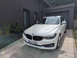 Weiß Gebraucht 2016 BMW 330 Gran Turismo M Sport Limousine | 24.600 €