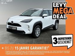 Weiß Gebraucht 2025 Toyota Yaris Cross Business Edition SUV | 22.490 € (Superpreis)