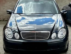 Schwarz Gebraucht 2004 Mercedes E200 Limousine | 4.500 € (Teuer)