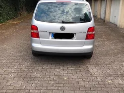 Silber Gebraucht 2004 VW Touran Highline Van / Kleinbus | 2.100 € (Fairer Preis)